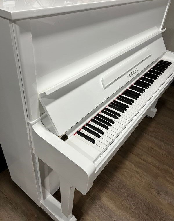 Piano YAMAHA U1 Blanc - FRANCE PIANOS